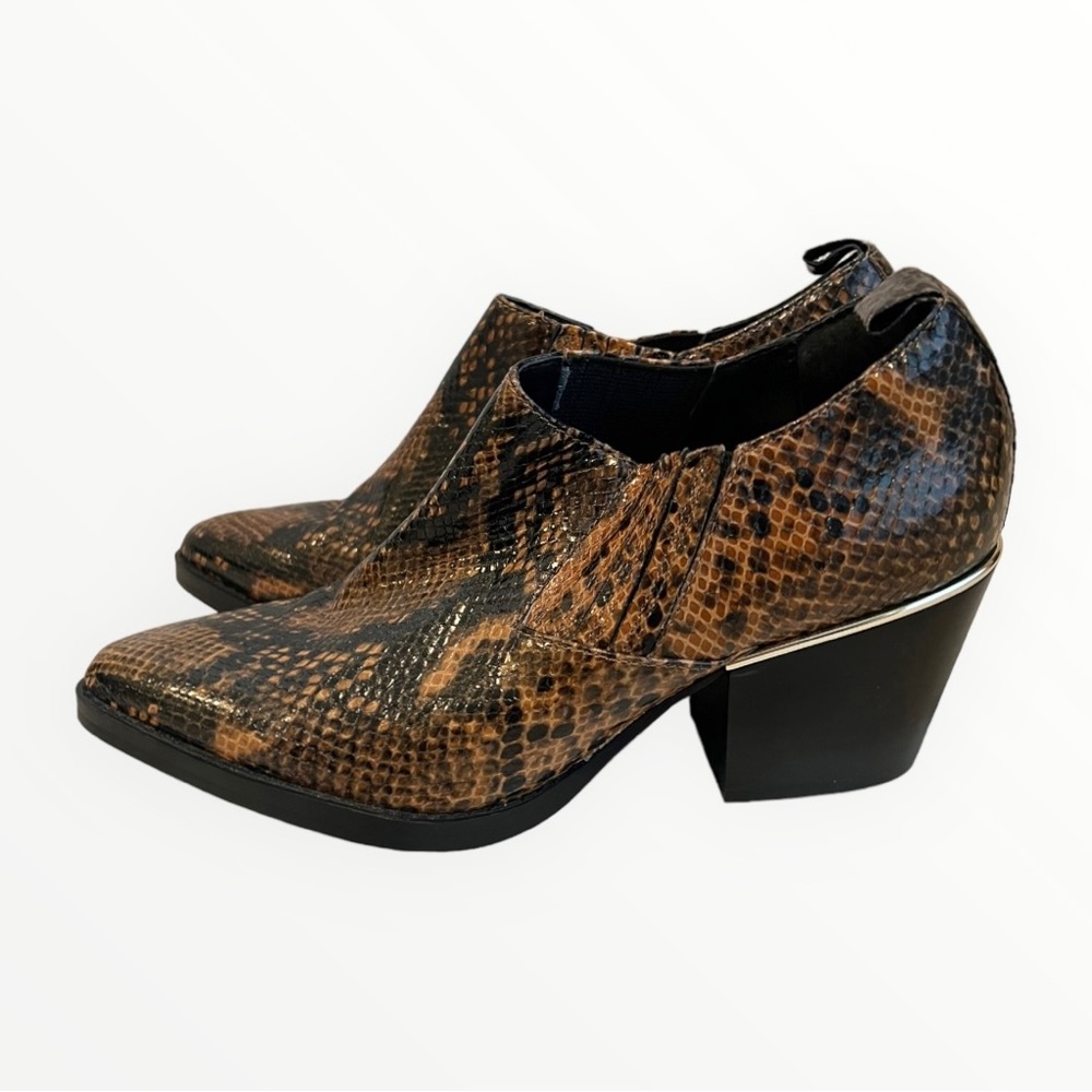 Bleecker & Bond Snakeskin Lydia Leather Ankle Boots Size 7.5 US